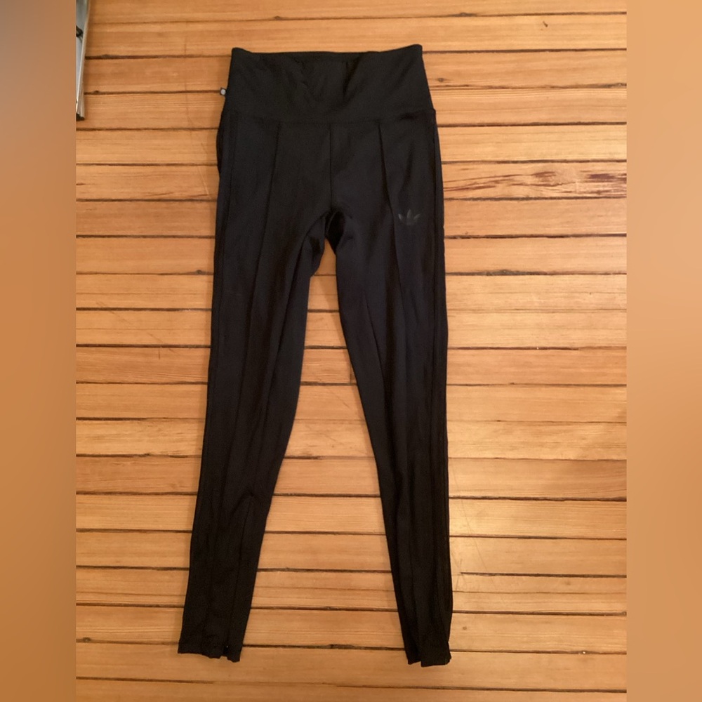 Adidas Black Mesh Side 3 Stripe Yoga Pants Size Small